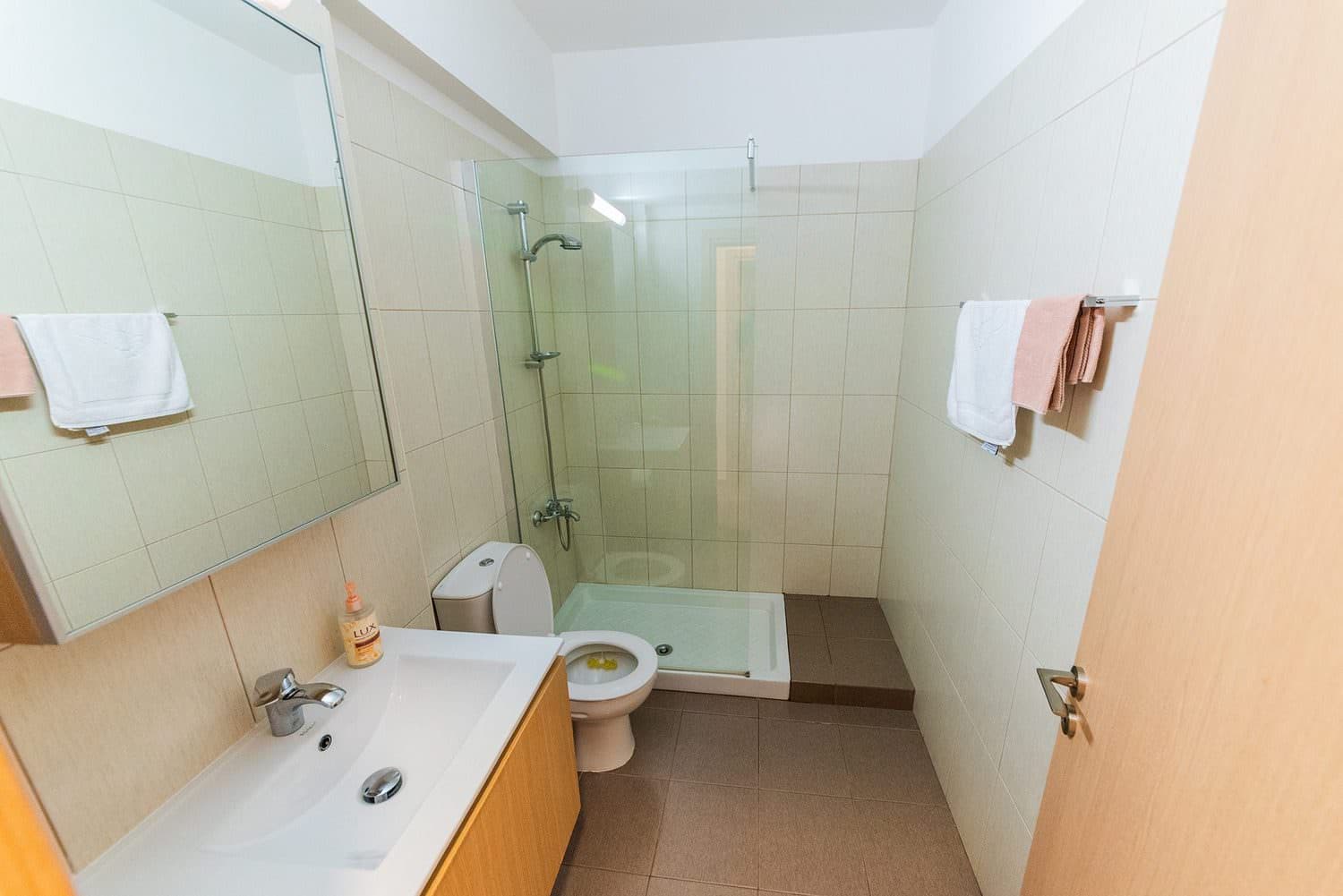 Ground Floor Pool 2BR Apartment M2CS photo 3